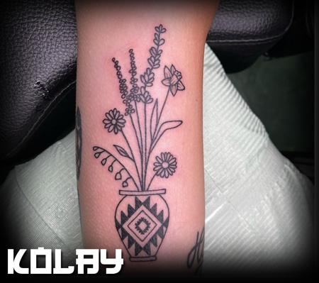 Tattoos - Simple flowers in a pot  - 143847